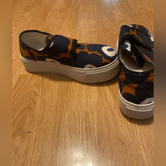 Adorable platform sneakers - Picture 2 of 5